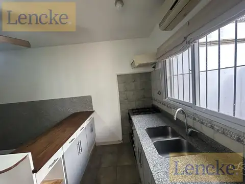 Depto Tipo Casa en Alquiler en San Isidro Centro, $ 950.000
