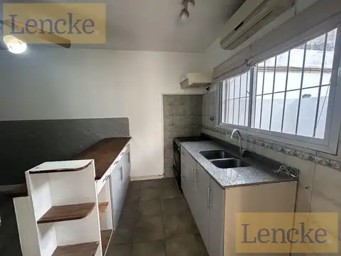 Depto Tipo Casa en Alquiler de 1 dormitorio