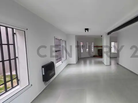 Casa en Venta en Granadero Baigorria, USD 196.000
