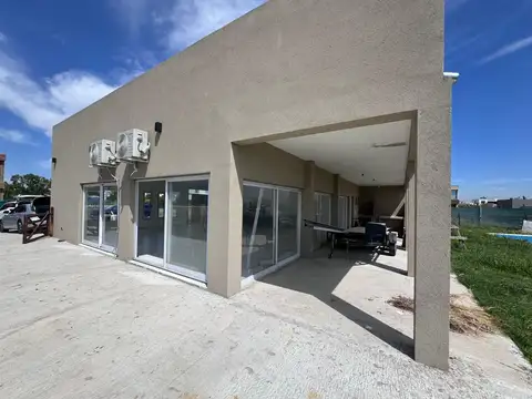 Casa en Venta en La Alameda, USD 299.000