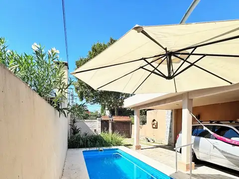 Casa en Venta en Villa Ballester, USD 235.000