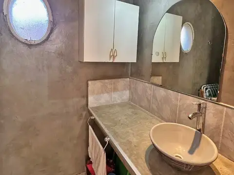 Casa 6 ambientes con 4 baños