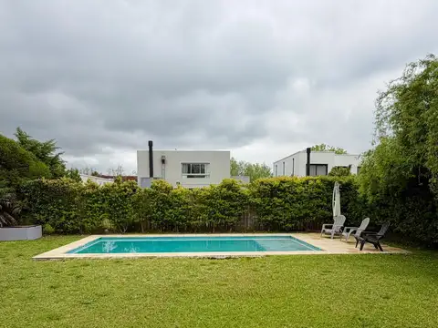 Barrio La Comarca Camino Bancalari 6900