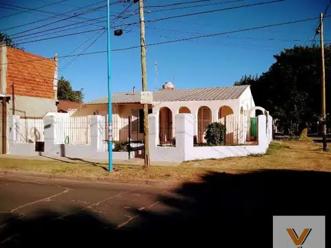 Casa en Venta en Paso del Rey, USD 126.000