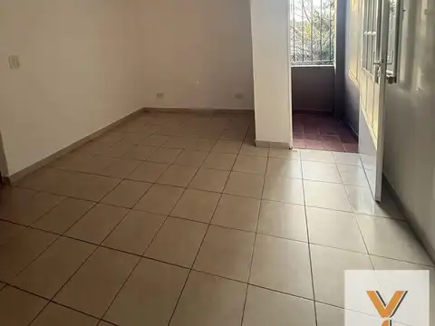 Departamento en Alquiler en Monte Grande, $ 460.000