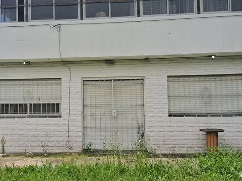 Quinta en Venta en Villa Luzuriaga, USD 260.000