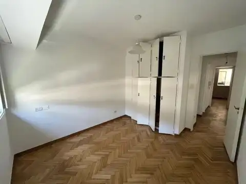 Departamento 6 ambientes con 2 baños