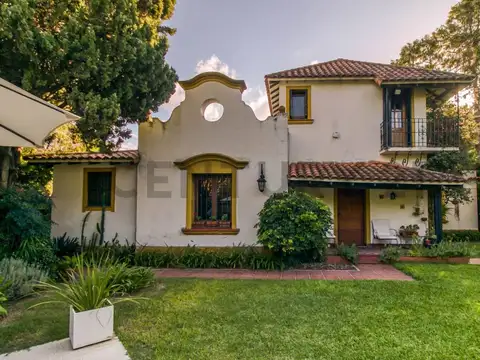 472 y 13a 300, Piso 0