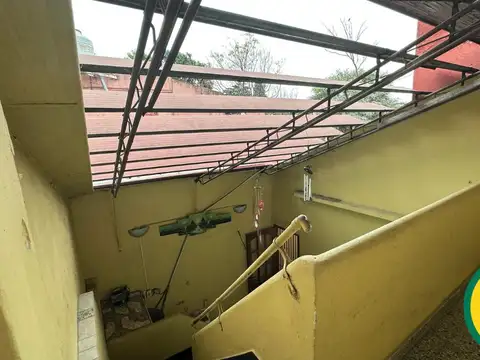 Depto Tipo Casa en Venta con 1 cocheras