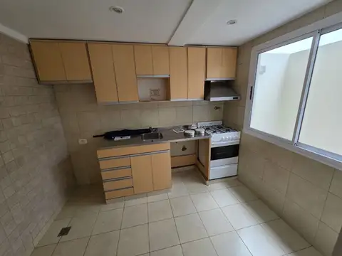 Departamento en Alquiler en Caballito, $ 700.000
