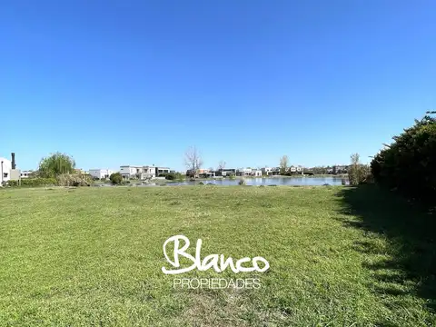 EL CANTÓN - NORTE 300