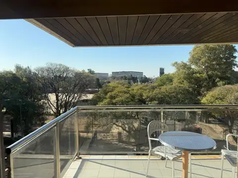 Avenida Presidente Figueroa Alcorta 7100