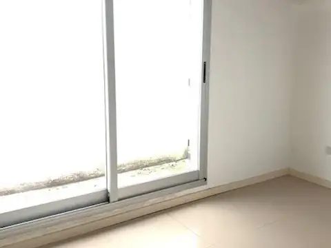 Oficina Zeballos 678 - Planta baja