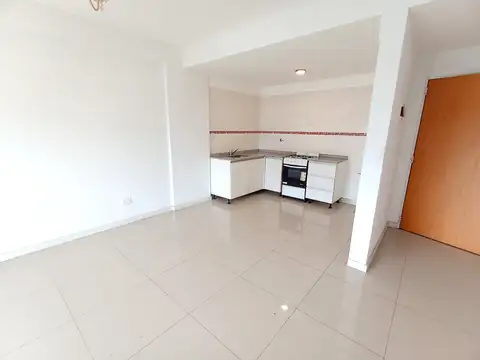 Muy Luminoso Semipiso en Alquiler 2 Amb Casi a Estrenar - Parque Avellaneda