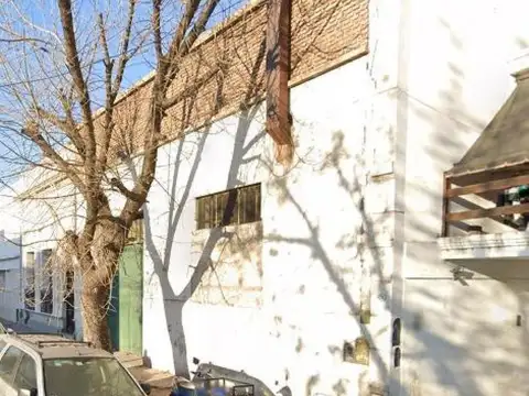 Alsina e/ Juan Bautista Palaá y Avenida Manuel Belgrano