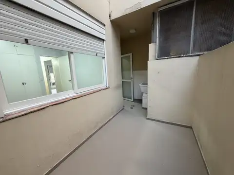 Departamento 3 ambientes c/patio y cochera - Quilmes Centro, Moreno al 500