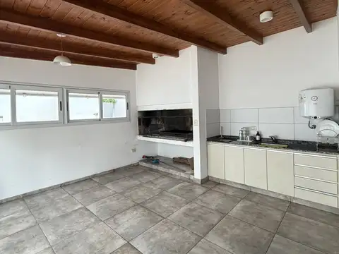 Departamento en Alquiler en Centro, $ 450.000
