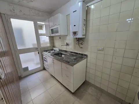 Gdor F Llavallol 100, Piso Pta. Baja