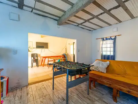 Casa 3 ambientes con 1 baño