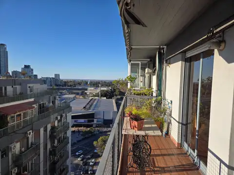 4 amb con dependencia vista al rìo 3 balcones fte con cochera cocina office apto profesional