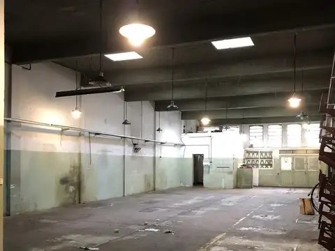Alquiler Galpon en Lugano