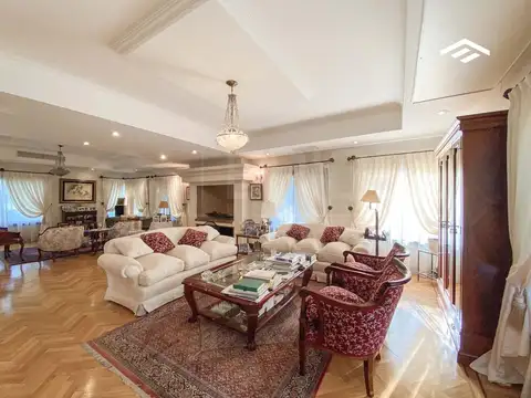 Casa en Venta de 5 dormitorios