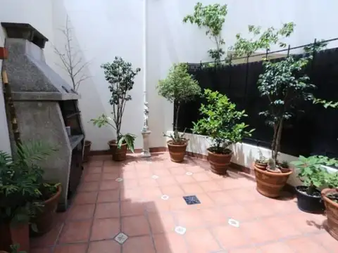 Chilavert 1200 Pque Chacabuco/Pompeya PH 4amb U$185.000