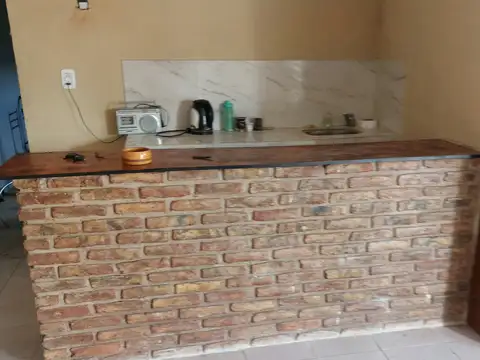 ALQUILO GALPON DE 1200 M2