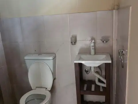 ALQUILO GALPON DE 1200 M2