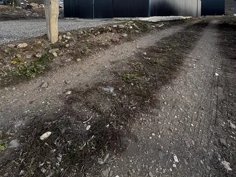 FINA PATAGONIA. Galpón en alquiler de 150m2 ubicado en San Martin de los Andes