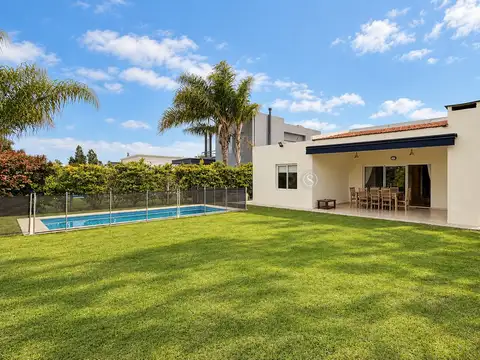 Casa en Venta en Pilar del Este - San Eduardo, USD 160.000