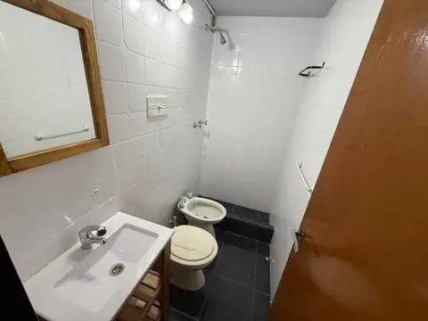 Depto Tipo Casa en Venta 40 años