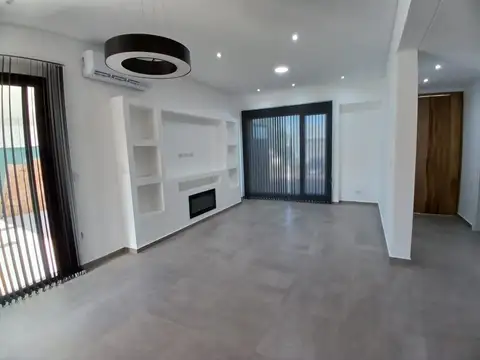 Casa en Venta en Chacras De Coria, USD 290.000