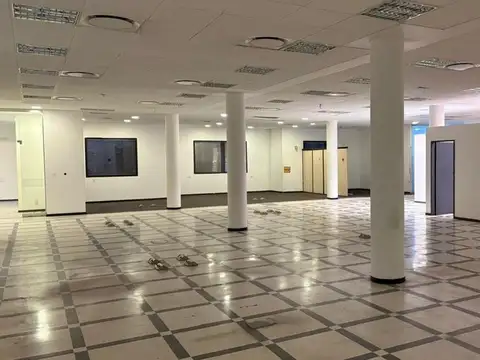 Oficina en Alquiler en Monserrat, USD 13.500