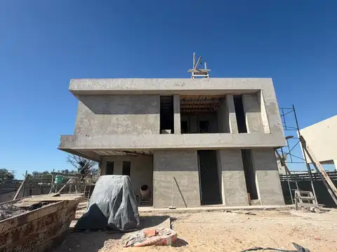 CASA EN VENTA EN CANNING CHICO