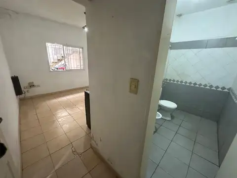 VENTA DEPARTAMENTO 1 AMBIENTE EN HURLINGHAM