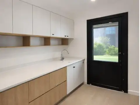 Casa 6 ambientes con 6 baños