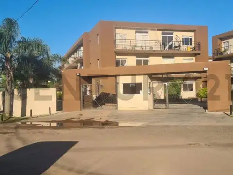 Departamento 2 dos ambientes en Moreno con Cochera!