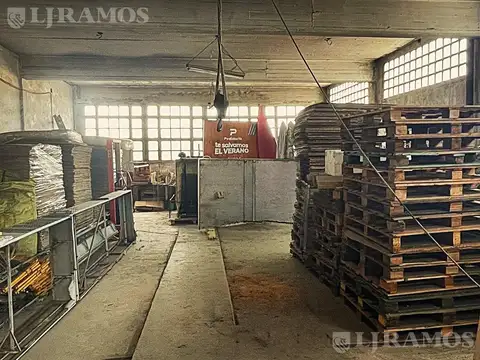 Depósito en Tres De Febrero