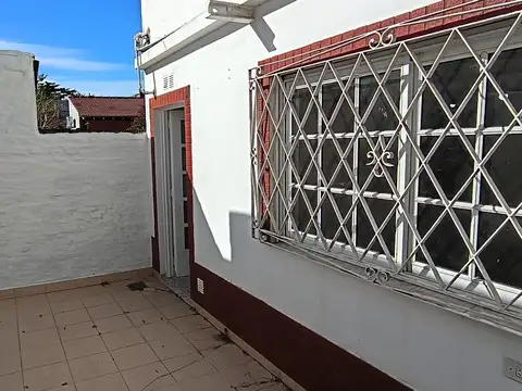 Depto Tipo Casa en Alquiler al Suroeste