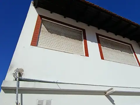 Depto Tipo Casa en Alquiler en Villa Bosch, $ 650.000