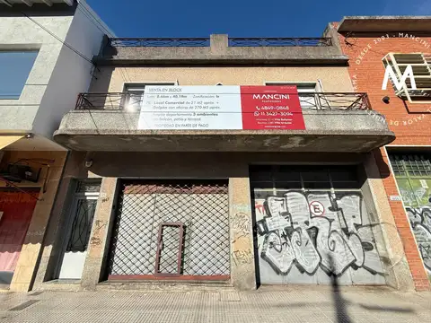 Venta en block: local, galpón y departamento de 3 ambientes
