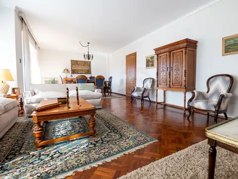 Departamento 6 ambientes con 3 baños