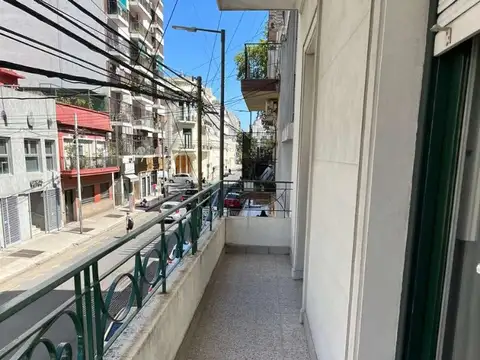 Francisco Acuña De Figueroa 700