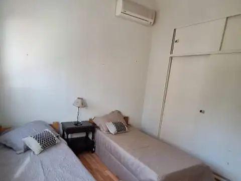 Casa en Alquiler Temporal con 5 cocheras