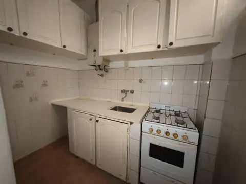 Depto Tipo Casa en Alquiler 50 años