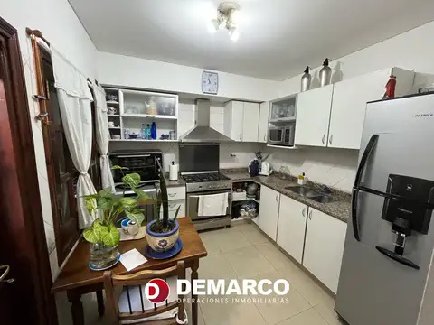 Depto Tipo Casa en Venta de 4 ambientes