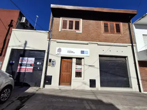 Casa con Galpón y Local en Venta en San Martin