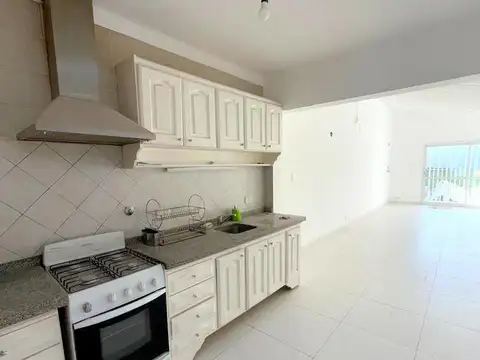 Depto Tipo Casa en Alquiler en Boulogne, $ 790.000