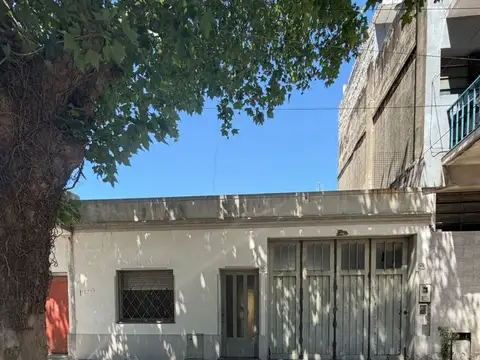 Casa con patio amplio